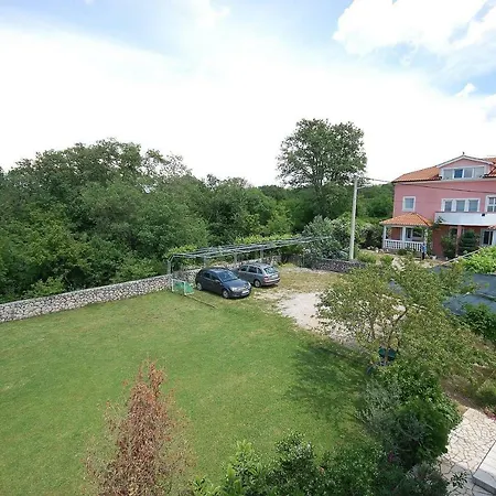 Nency By El-pi Tours *