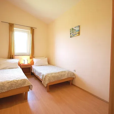 Nency By El-pi Tours *