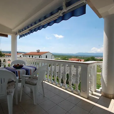 Apartman Nency By El-pi Tours