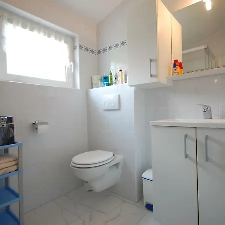 Nency By El-pi Tours