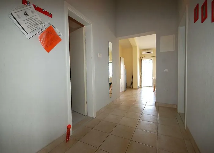 Nency By El-pi Tours *