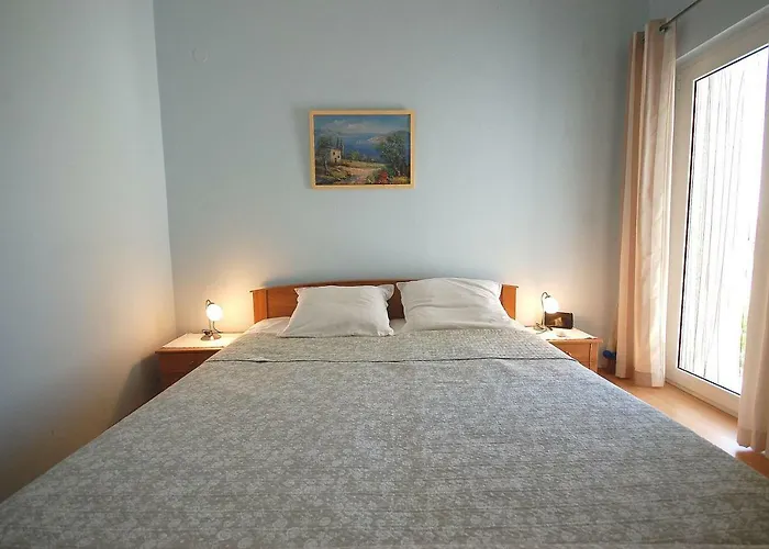 Nency By El-pi Tours