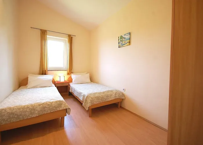 Nency By El-pi Tours *