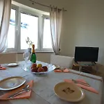 Nency By El-pi Tours דירה