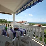Nency By El-pi Tours דירה *